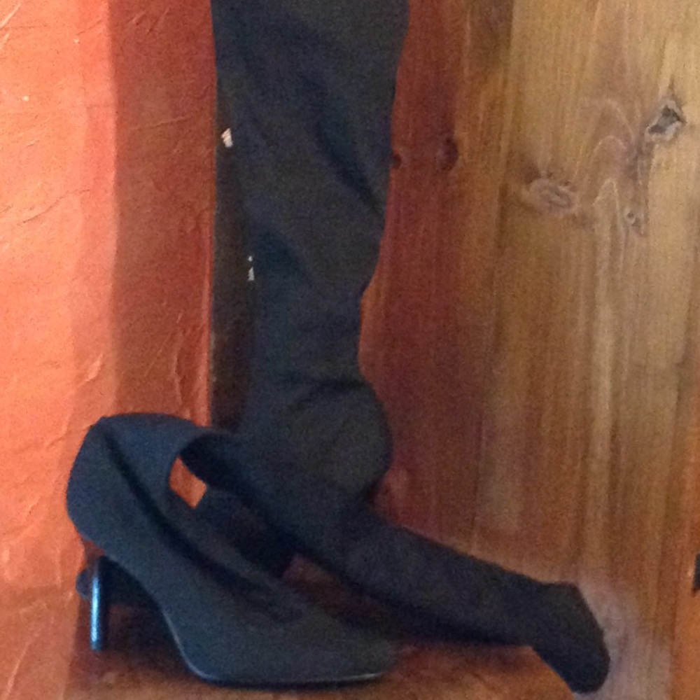 Tall stretch boots